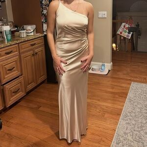 Revelry One-Shoulder Satin Dress in Champagne